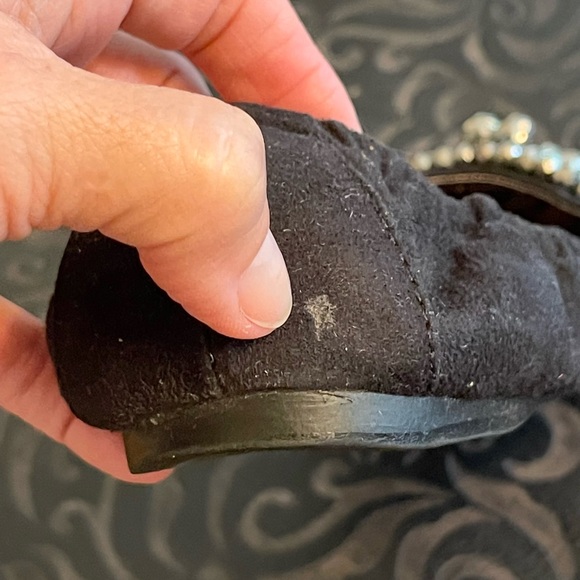 Gorgeous Stuart Weitzman embellished flats! - Picture 12 of 12